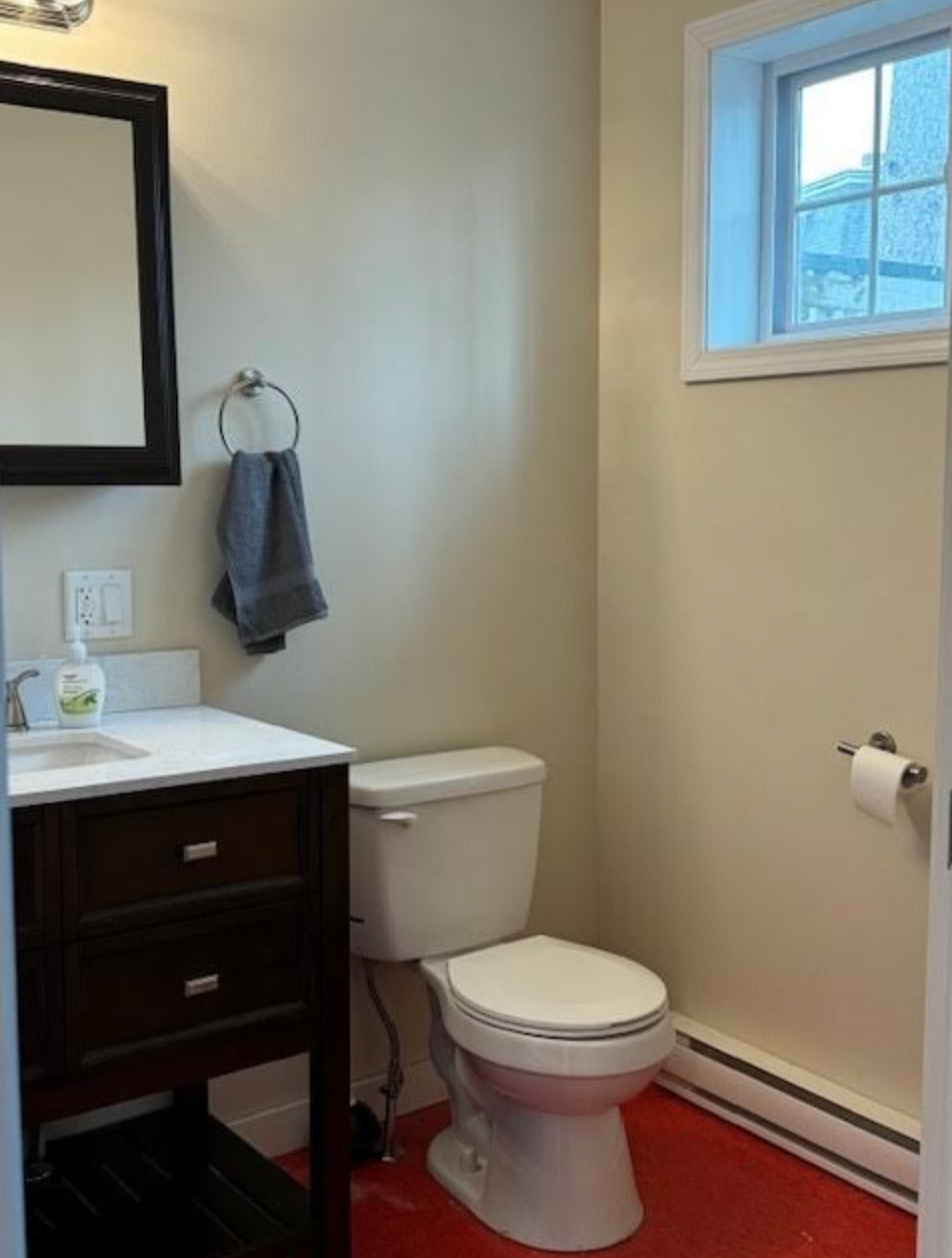 95.5 Main Street  — Unit A